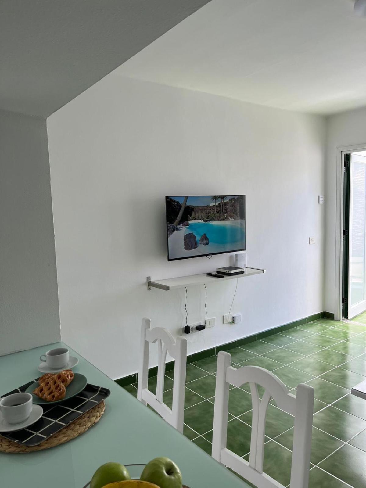 Bungalow Buganvilla Tías Eksteriør billede